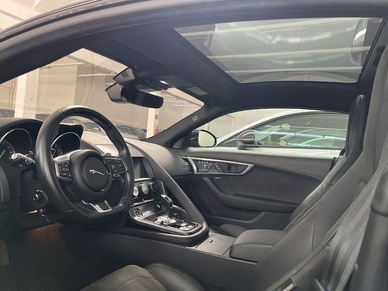 Jaguar F-Type 2.0 i4 300cv auto R-Dynamic