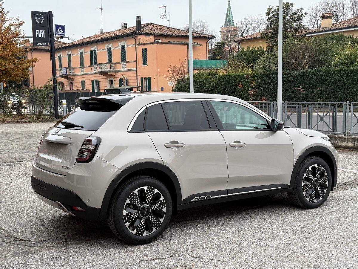 FIAT - 600 - Hybrid DCT MHEV La Prima