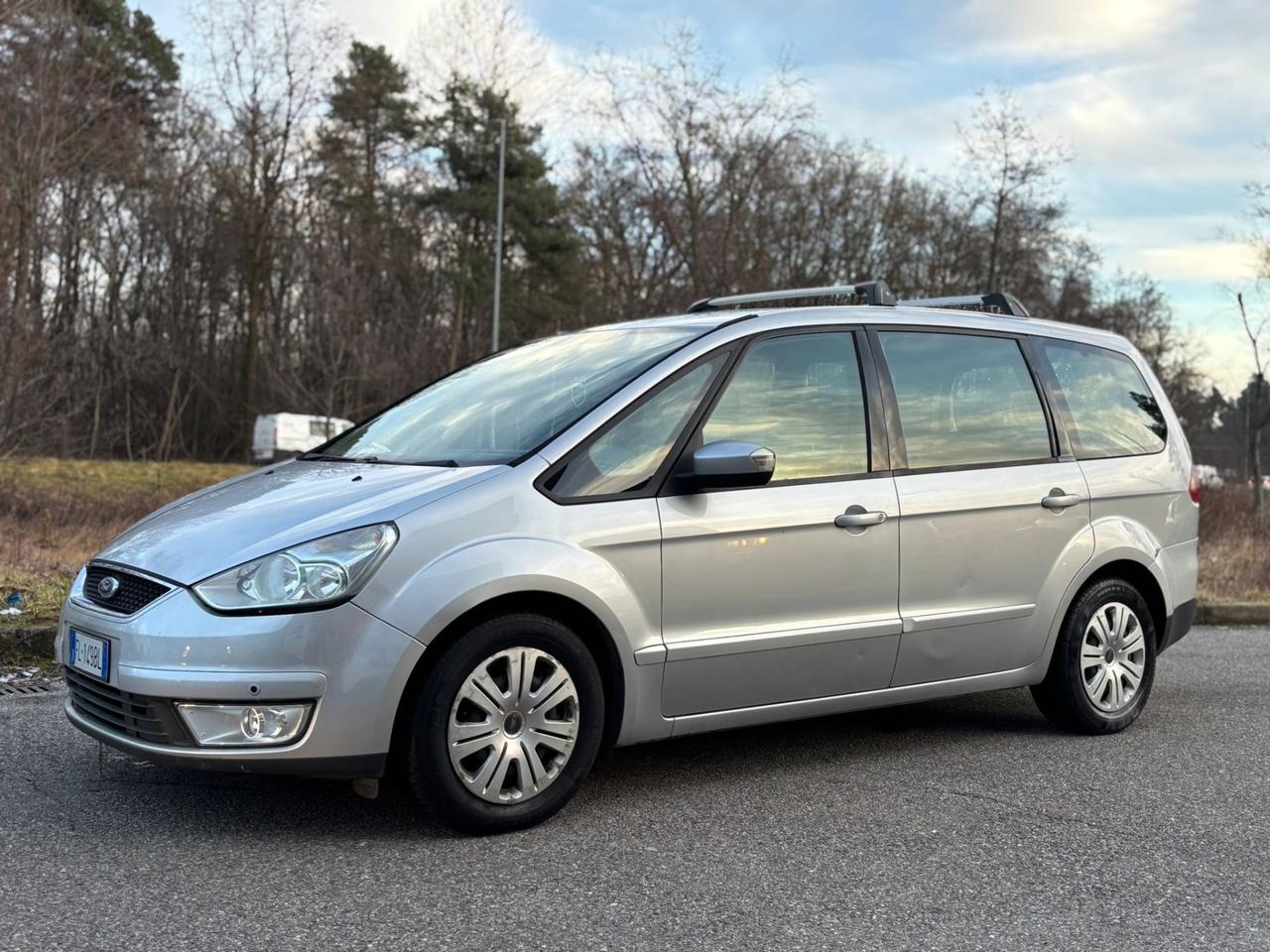 Ford Galaxy 2.0 TDCi 140 CV •7POSTI