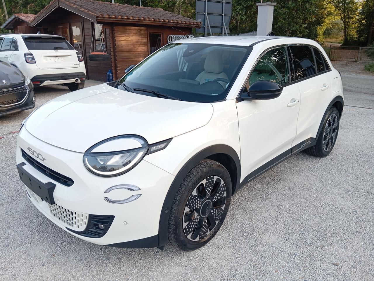 Fiat 600 Hybrid 110 CV DCT MHEV La Prima