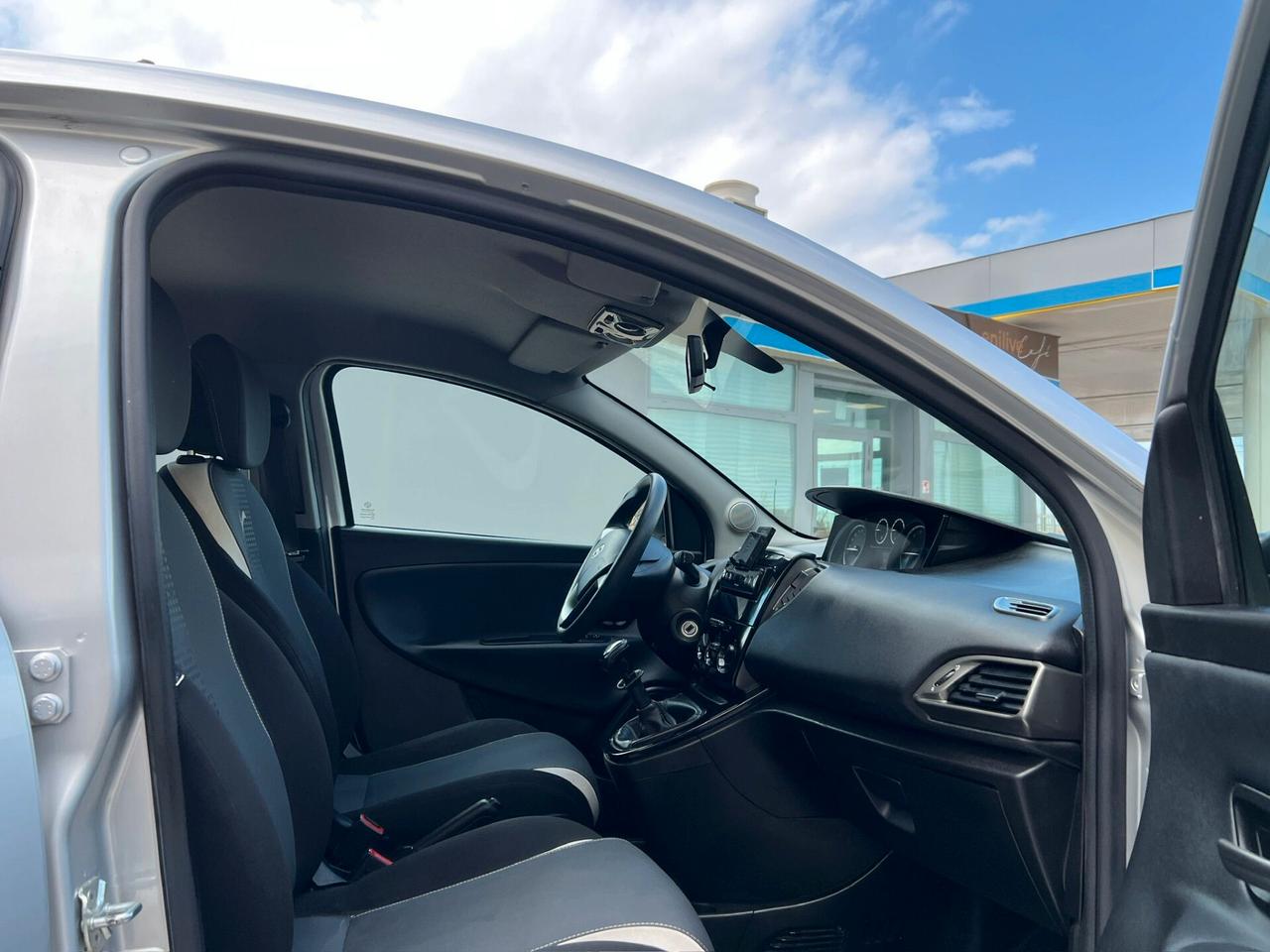 Lancia Ypsilon 0.9 METANO
