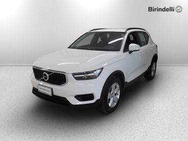 VOLVO XC40 (2017-->) - XC40 D3 Momentum Core