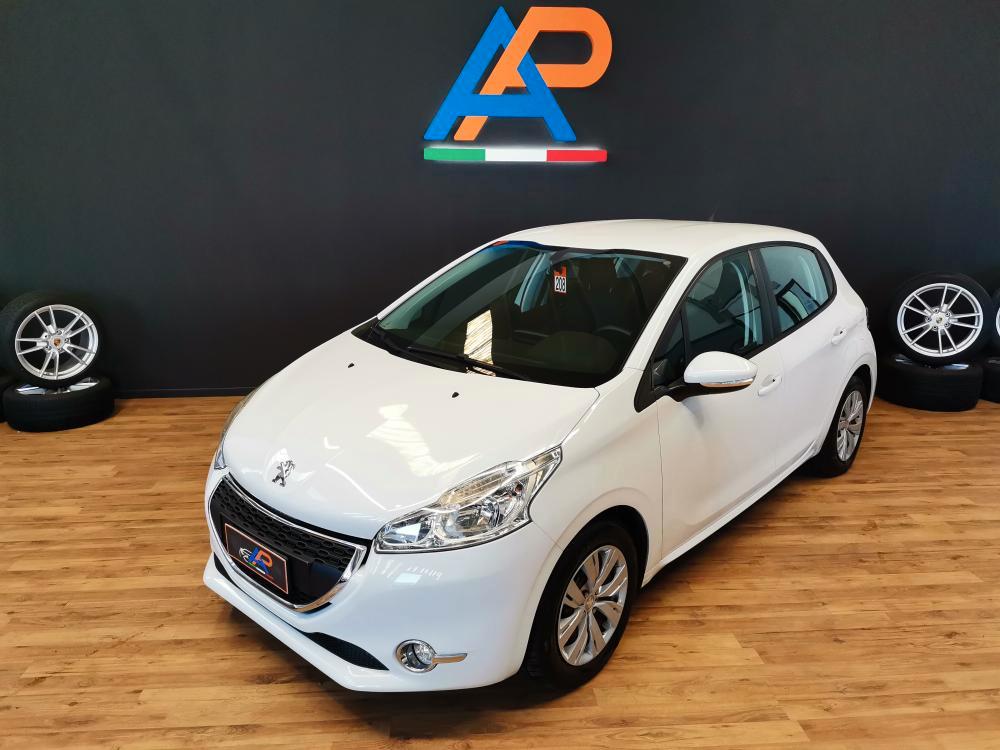 Peugeot 208 5 Porte 208 5p 1.4 hdi 8v Allure