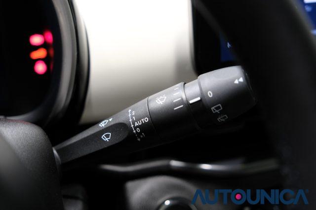 FIAT 600 HYBRID 100 CV DCT MHEV LA PRIMA NEOPATENTATI