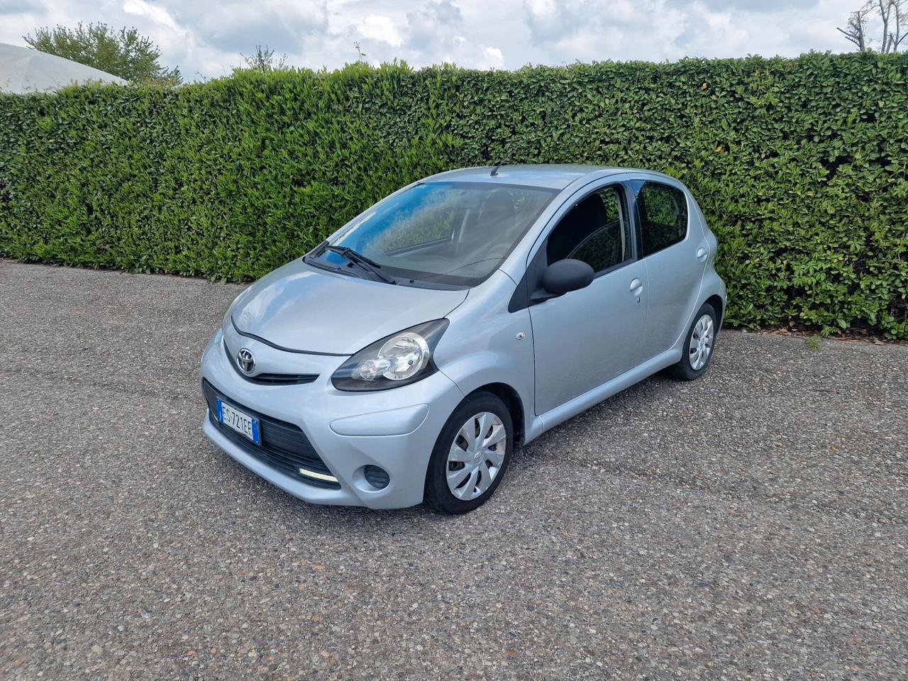 Toyota Aygo 1.0 69cv 5p 77000km