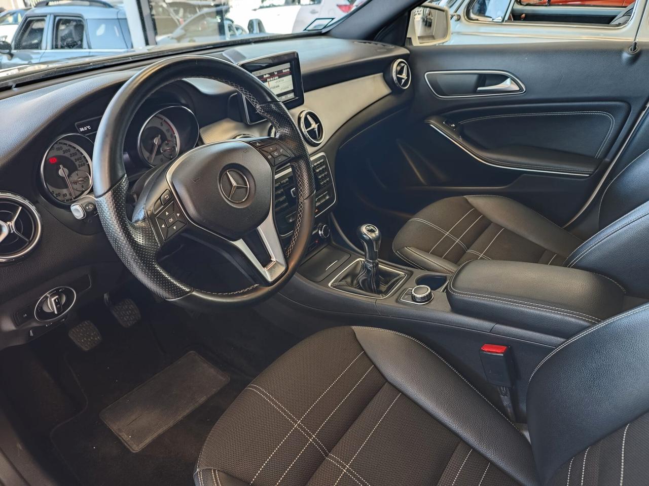 Mercedes-benz GLA 200 CDI Premium