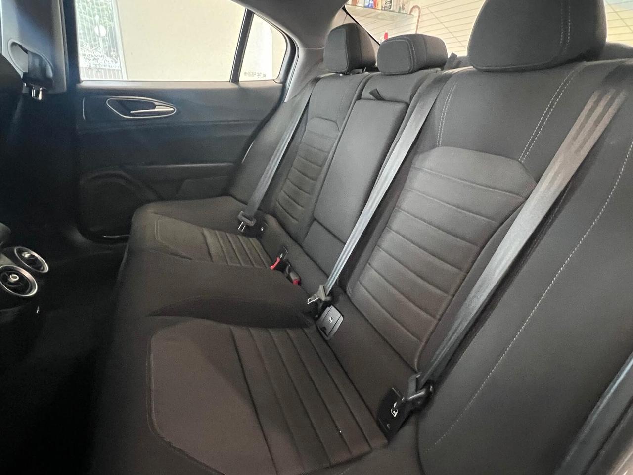 Alfa Romeo Giulia 2.2 160 CV Super UNIPRO *NO VINCOLI DI FINANZ*AZIENDALE
