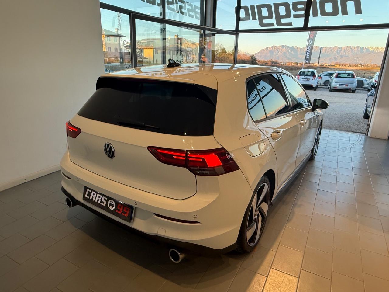 Volkswagen Golf GTI 2.0 TSI DSG