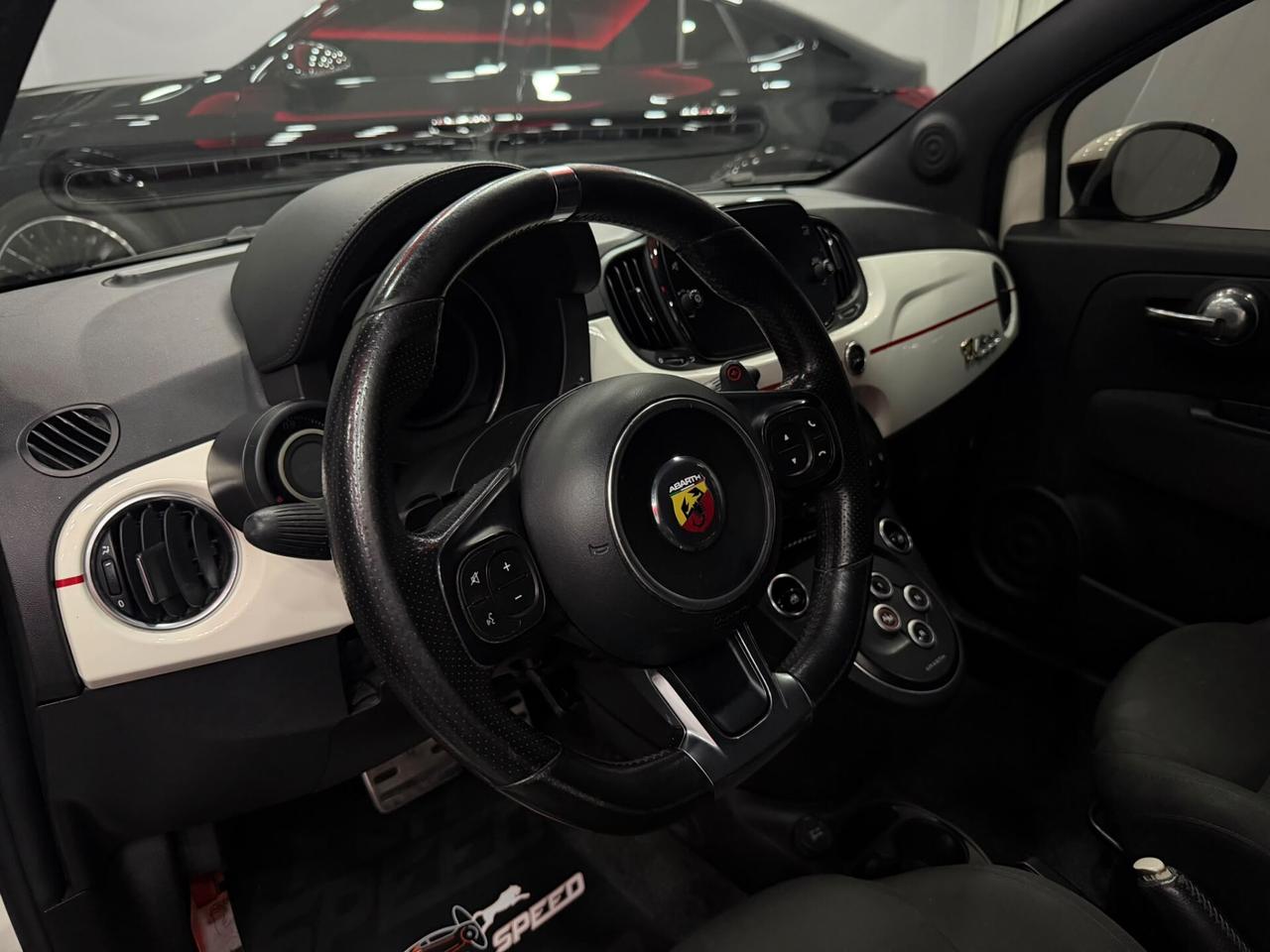 Abarth 595 C 1.4 Turbo T-Jet 160 CV Pista