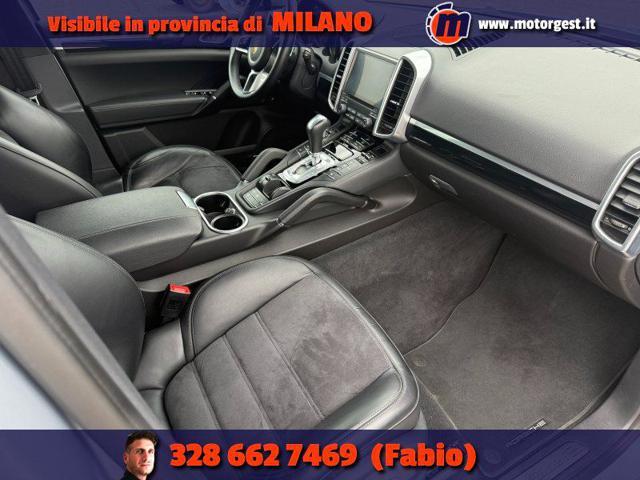 PORSCHE Cayenne 3.0 Diesel Platinum Edition