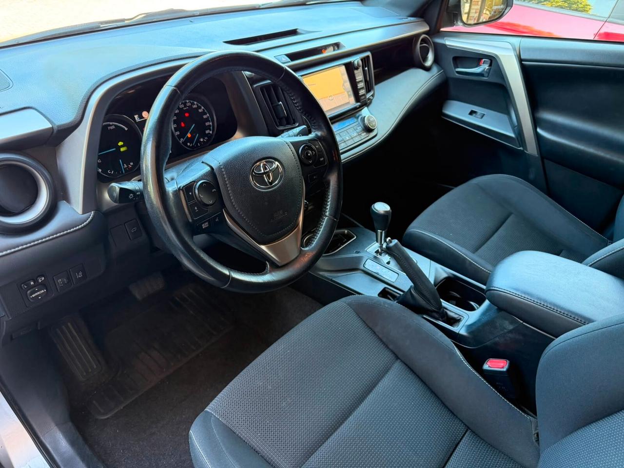 Toyota RAV 4 RAV4 2.5 Hybrid 2WD Lounge