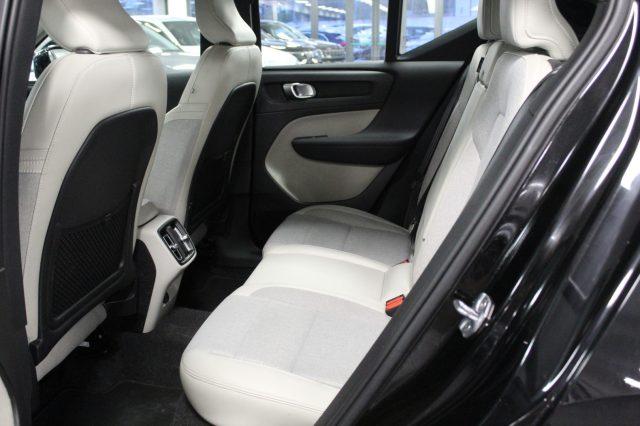 VOLVO XC40 2.0 D3 150 CV Momentum Pro Automatica