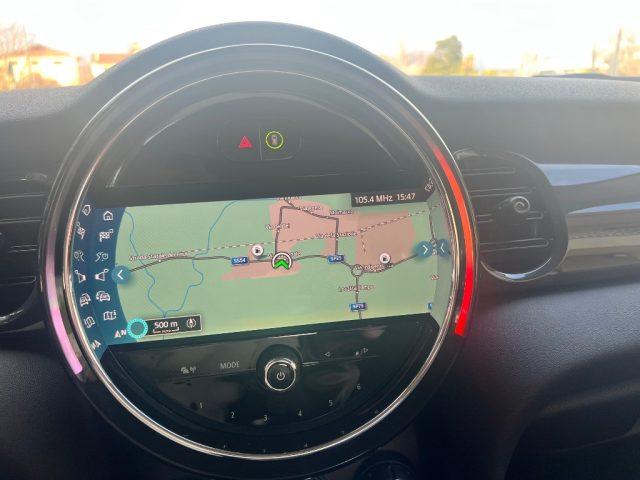 MINI Cooper 1.5 Cooper Business 5 porte