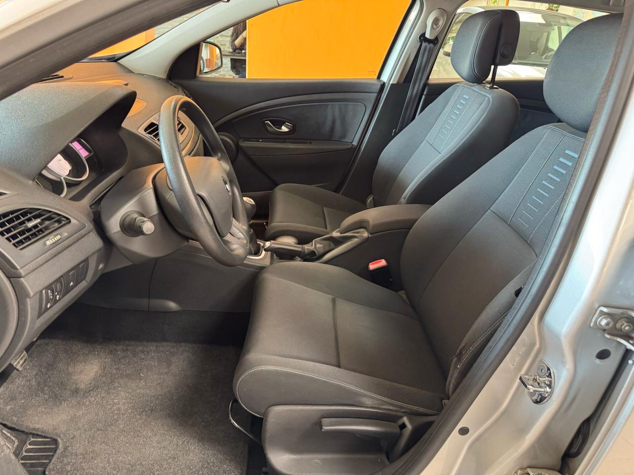 Renault Megane Mégane 1.5 dCi 110CV SporTour Ecobusiness Premium