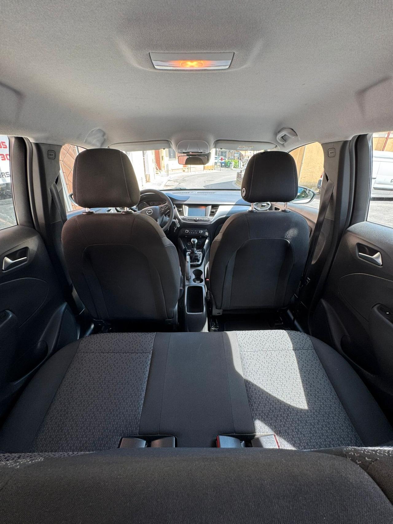 Opel Crossland X 1.2 12V Innovation 83 cv, UNIPRO, TAGLIANDI OPEL, OK NEOPAT., NO VINCOLI, PERFETTA