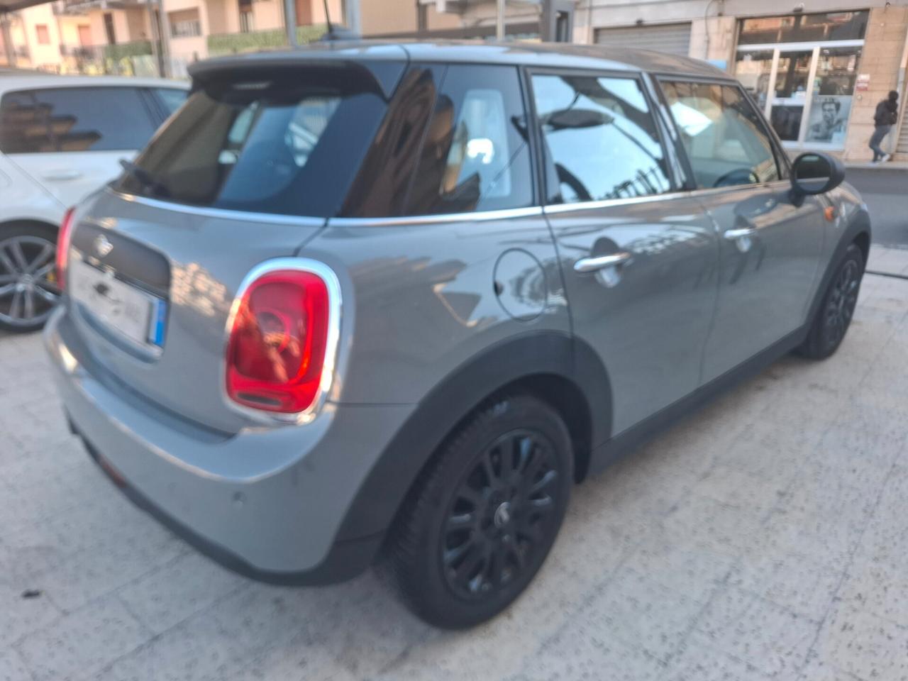 MINI One - 1.5 D Business Navi