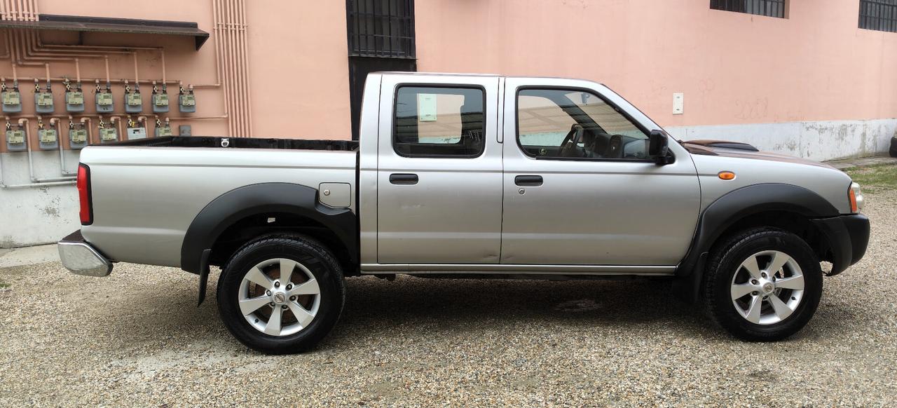 Nissan Navara NP300 2.5 tdi 5p. Double Cab Premium