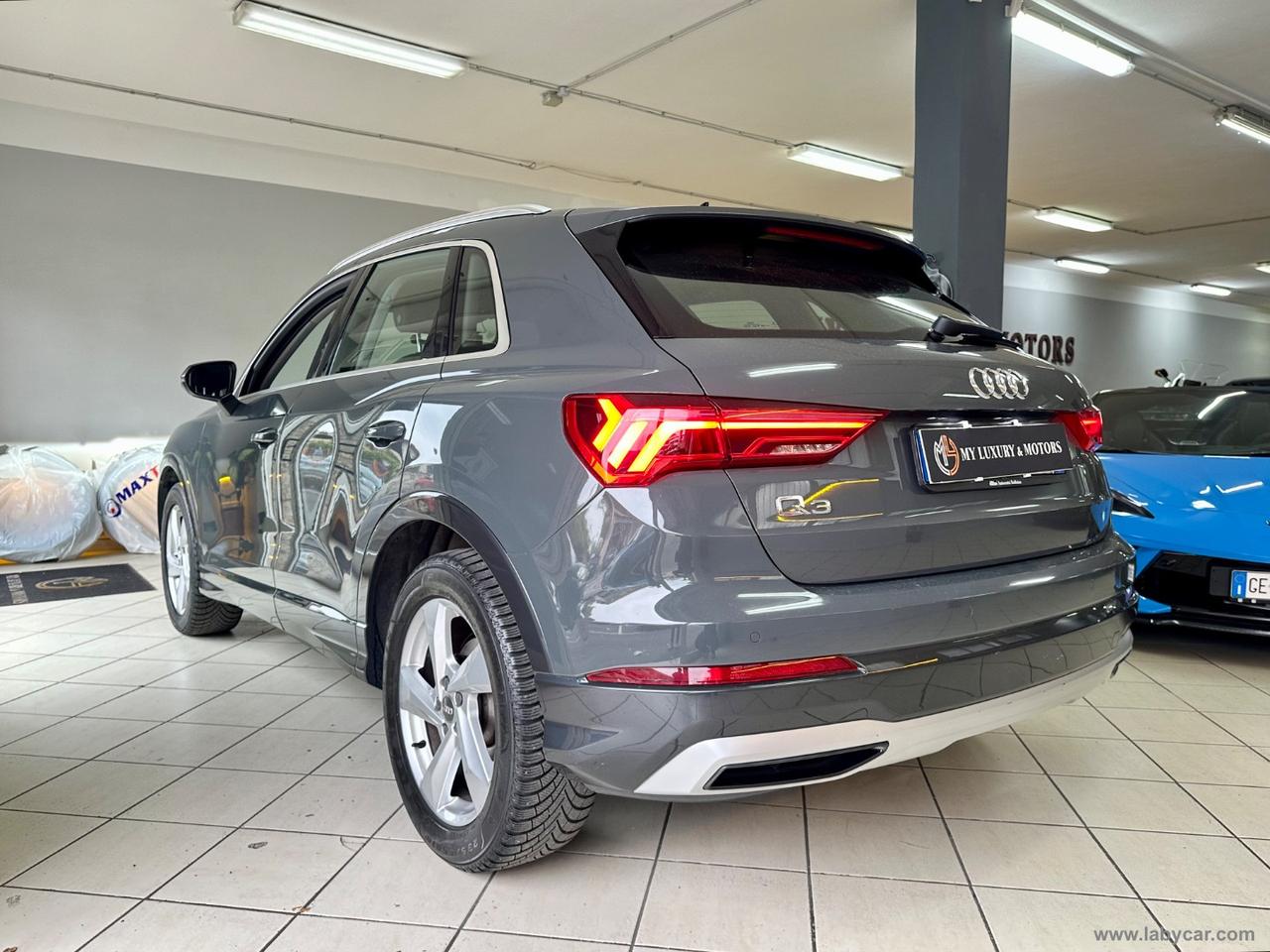 AUDI Q3 35 TDI S tronic Business Advanced