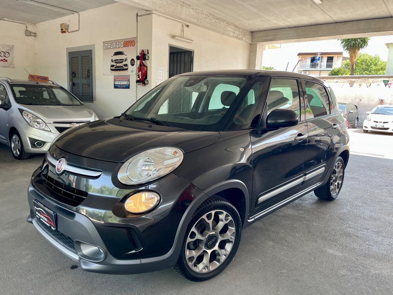 Fiat 500L 1.6 Multijet 105 CV Trekking nav tetto sensori Ecc