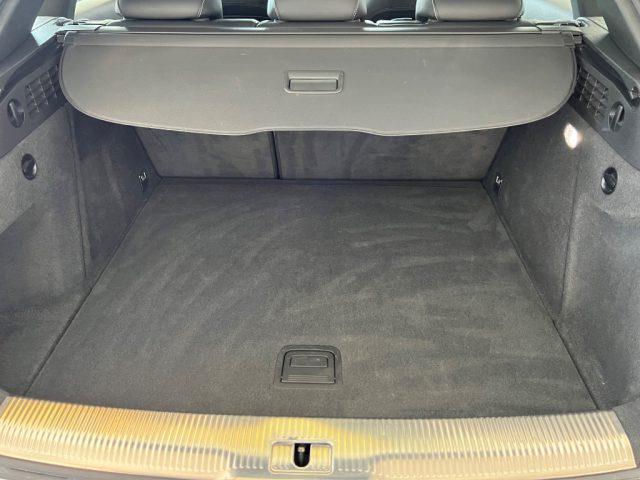 AUDI Q3 2.0 TDI quattro S tronic //S LINE//TETTO//