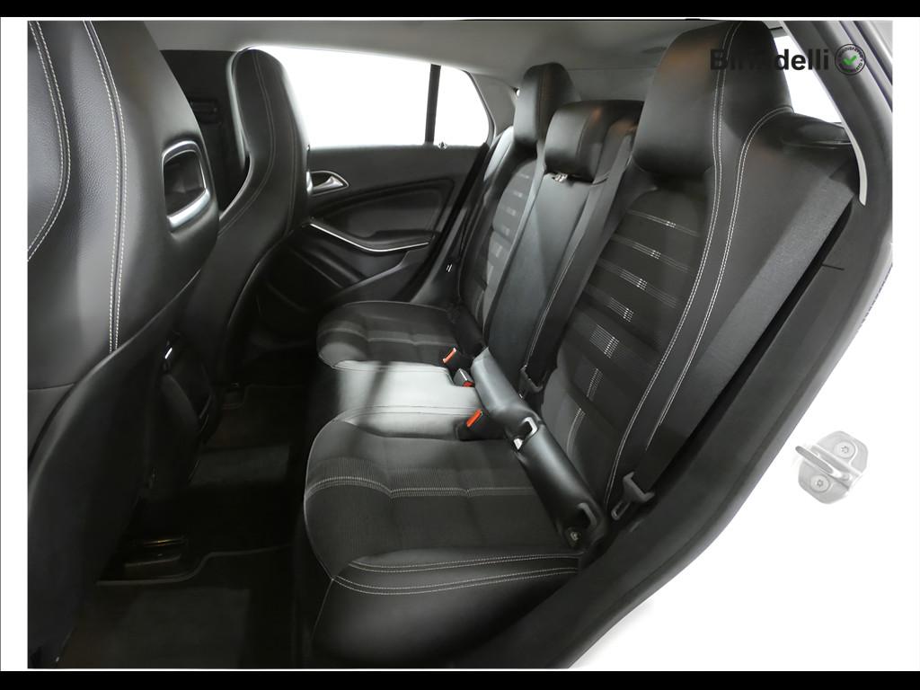 Mercedes-Benz CLA (C/X117) - CLA 200 d S.W. Automatic Sport