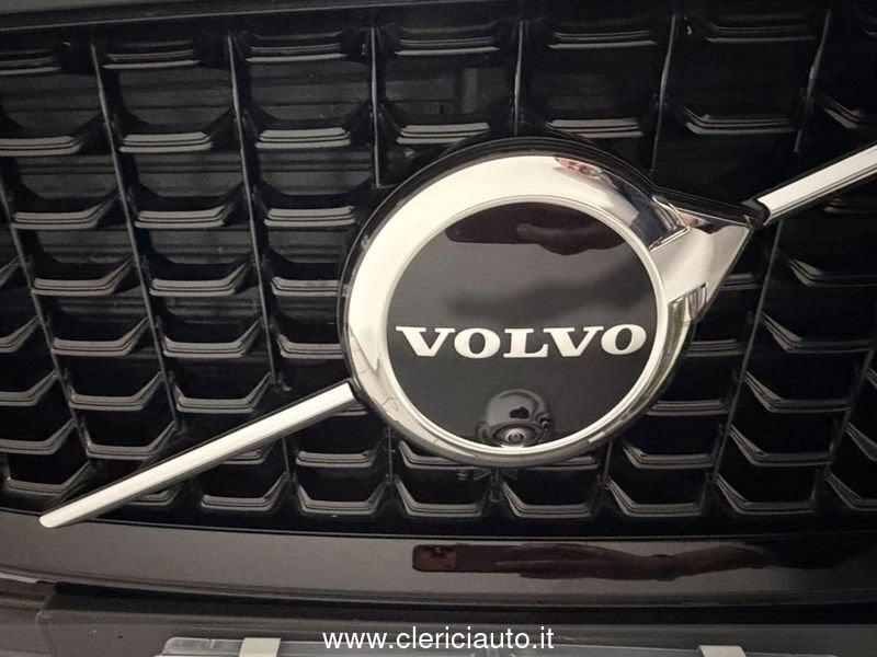 Volvo XC60 B5 AWD automatico Plus Dark