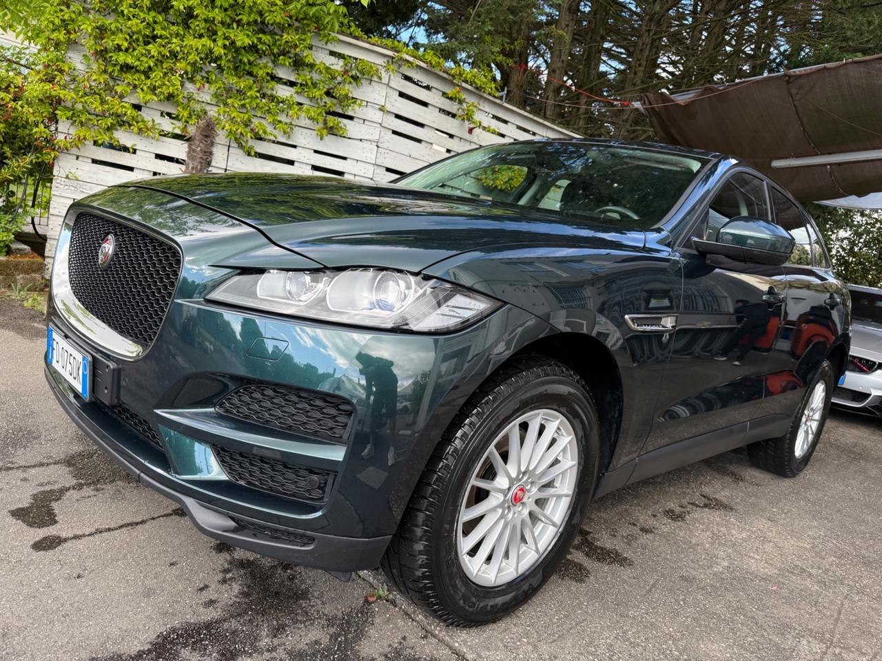 Jaguar F-Pace 2.0 D 180 CV AWD aut. PURE