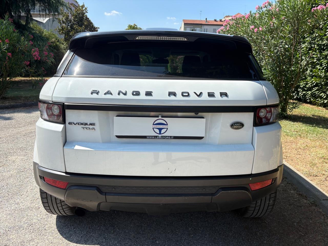 Range Rover Evoque 5p 2.2 td4 Pure Tech Pack 150cv