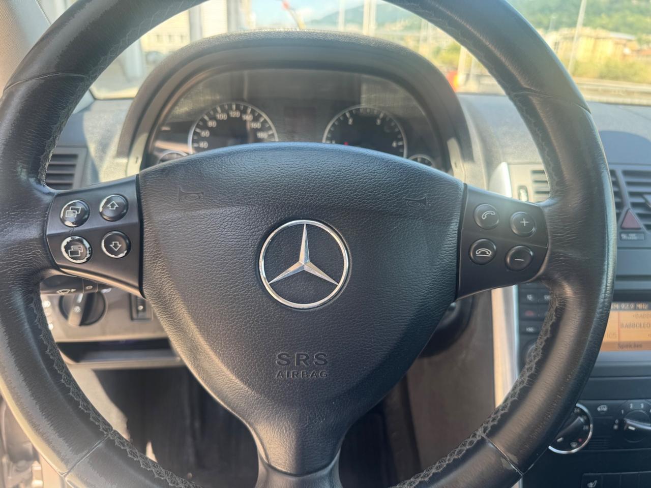 Mercedes-benz A 160 Avantgarde 2010 ok neopatentati