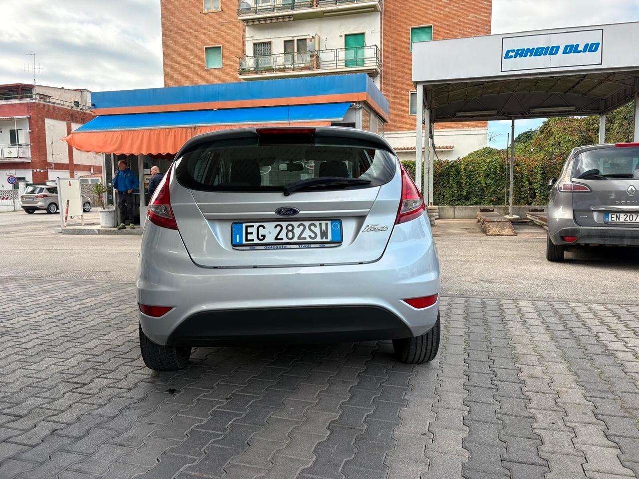 Ford Fiesta 1.4 5 porte Bz.- GPL Titanium