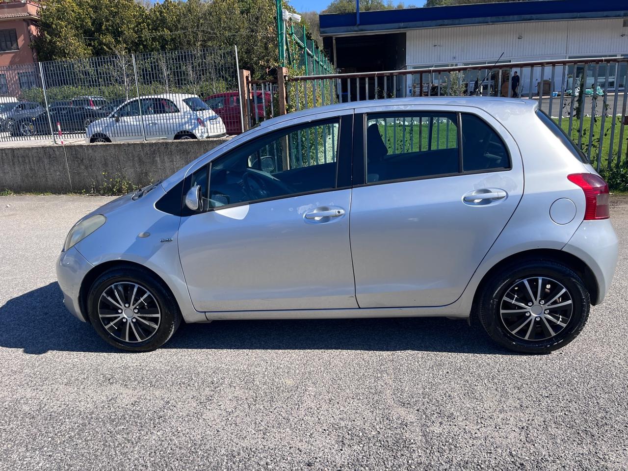 Toyota Yaris 1.4 D-4D 5 porte