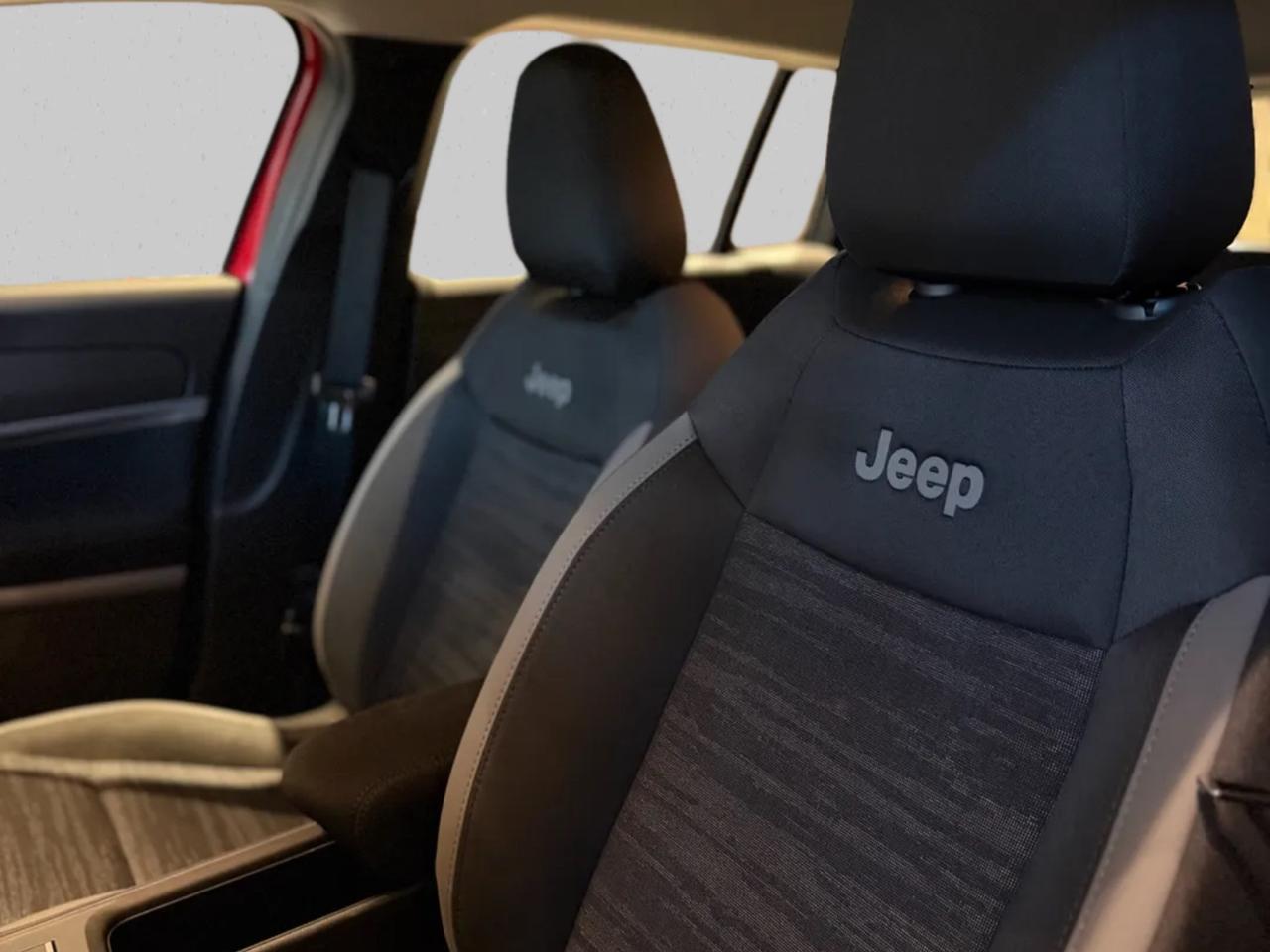 Jeep Avenger 1.2 Turbo 100 CV MHEV Longitude