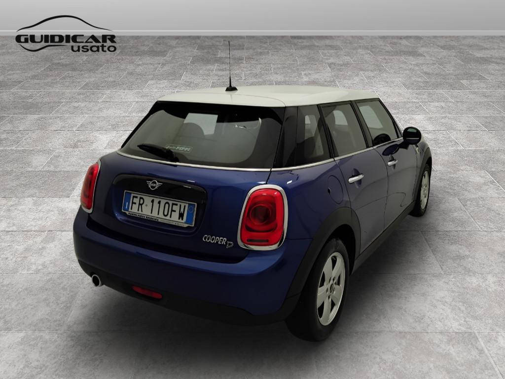 MINI Mini IV F55 2018 5p - Mini 5p 1.5 Cooper D