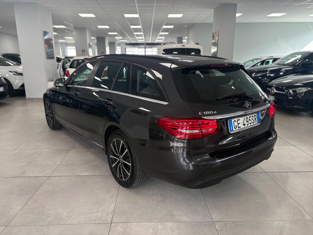 Mercedes C180 Sport 1.6 TDI 122cv 2021 km 134000