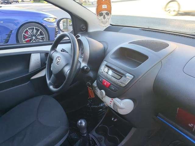 Toyota Aygo Aygo I 2012 5p 1.0 Active connect