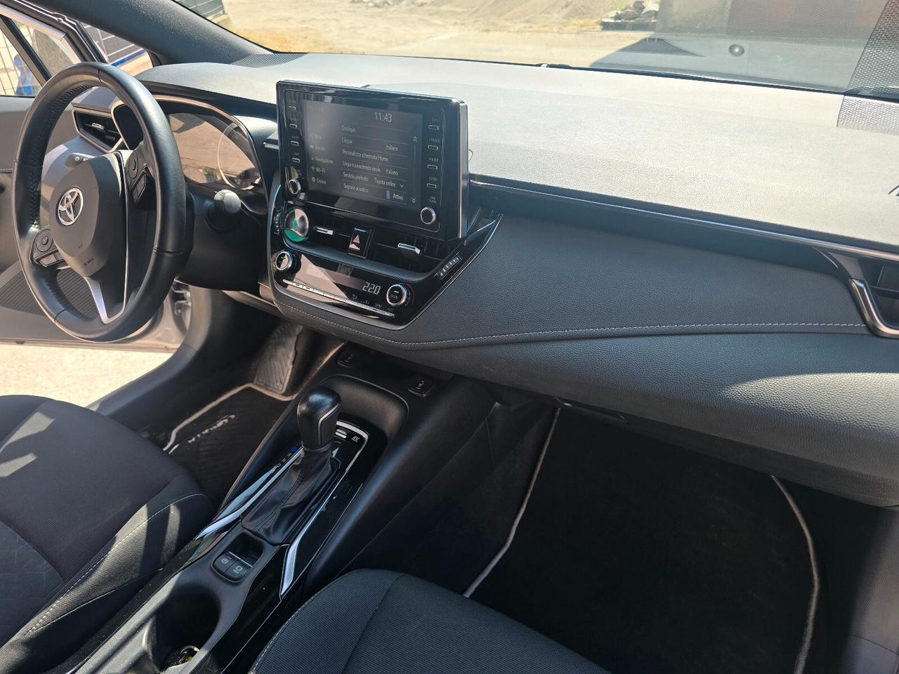 Toyota Corolla Touring Sports 1.8 Hybrid Business Tech