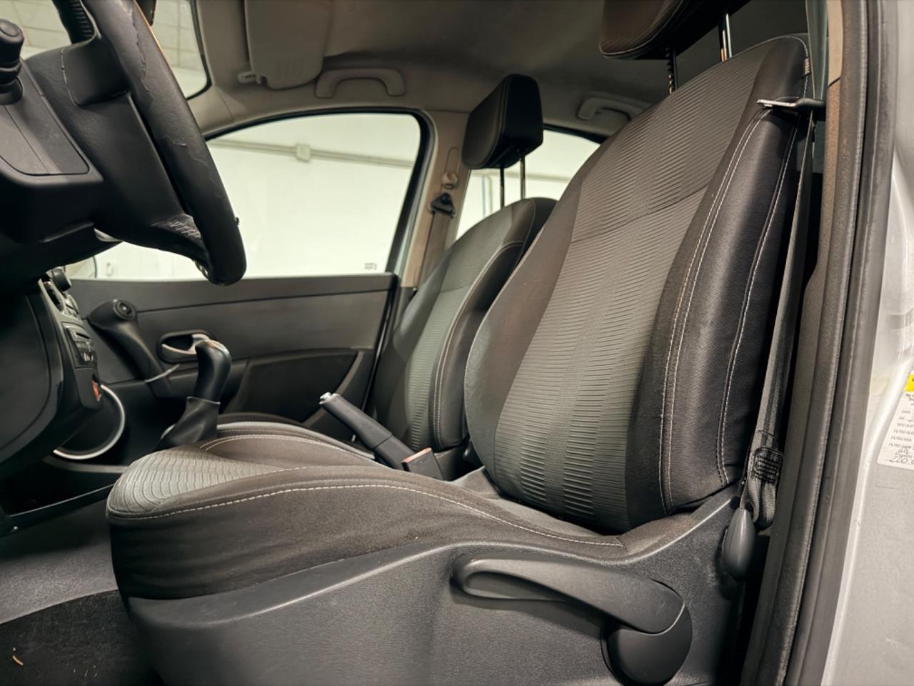 Renault Clio 1.2 16V 5 porte GPL Dynamique