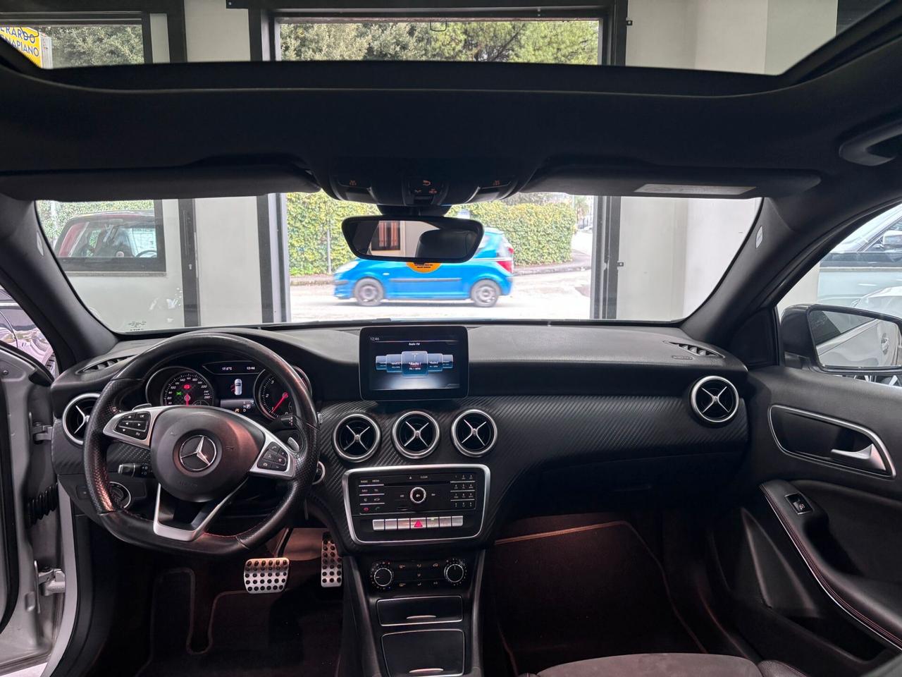 MERCEDES-BENZ A180D PREMIUM AMG TETTO-NAVI-LED