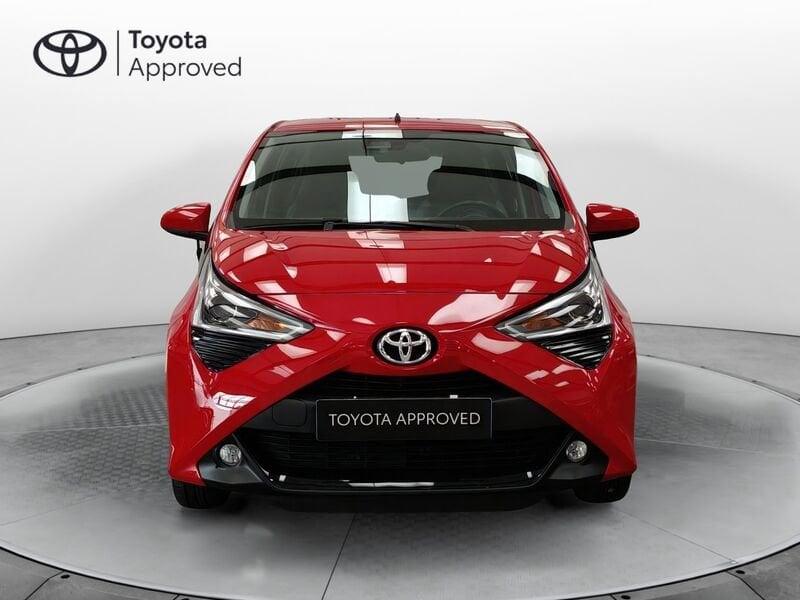 Toyota Aygo Connect 1.0 VVT-i 72 CV 5 porte x-play