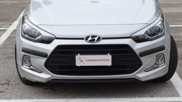 HYUNDAI i20 Coupé 1.2 84 cv, 3p, "Sport", Garanzia...