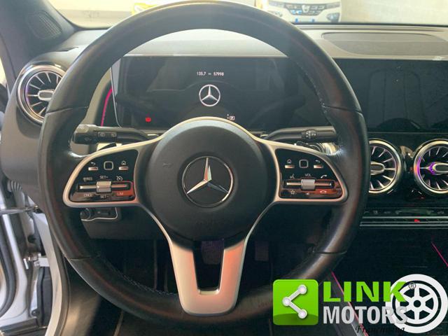 MERCEDES-BENZ GLB 200 d Automatic Sport