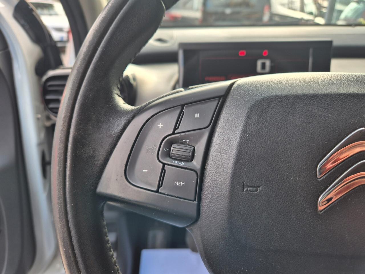 Citroen C4 Cactus BlueHDi 100 Shine