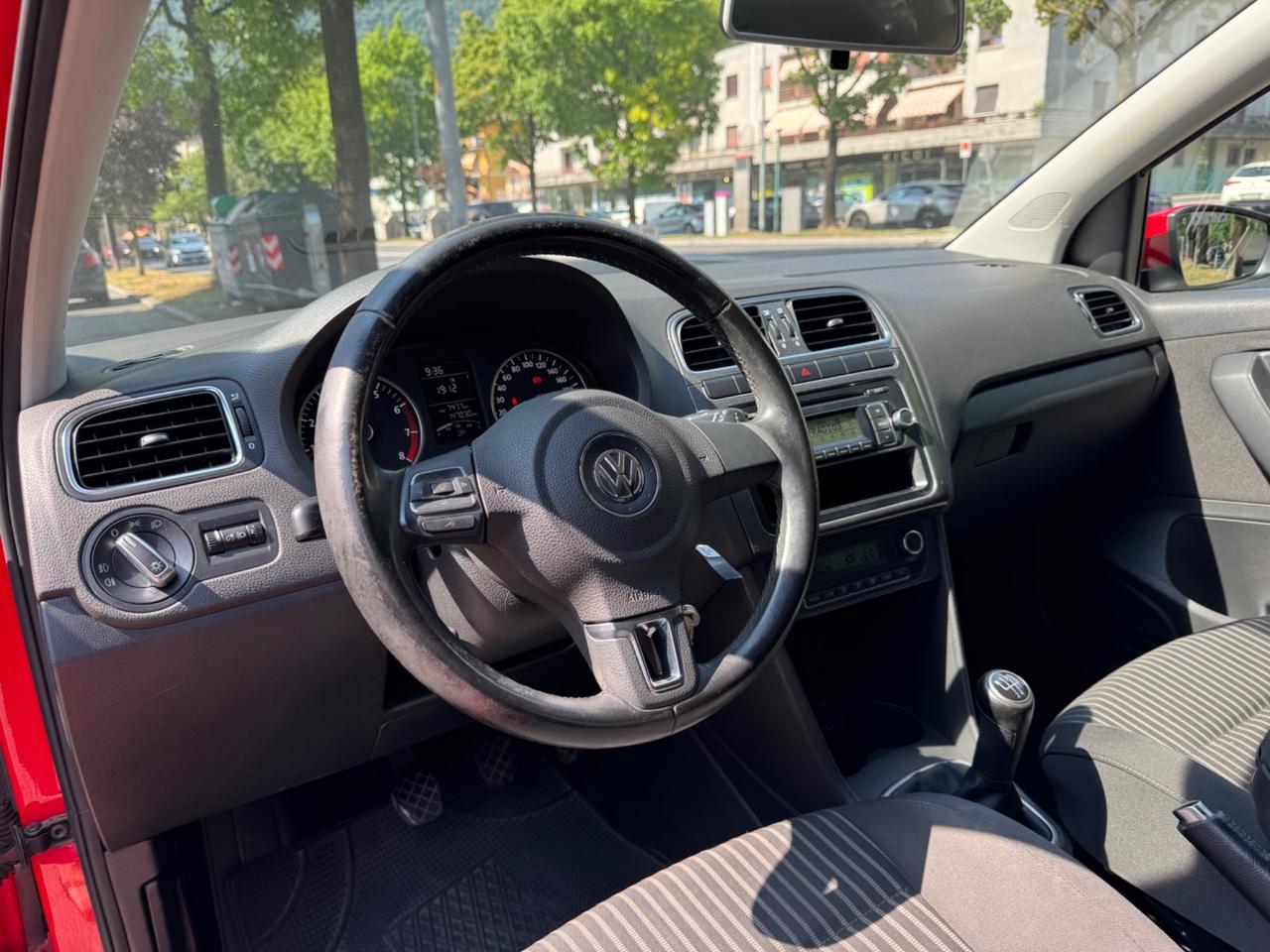 Volkswagen Polo 1.4 5 porte TAGLIANDATA - OK NEOPATENTATI