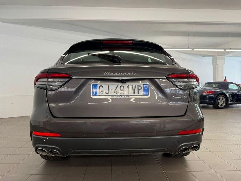 Maserati Levante 330 CV MHEV GT INTERNI BIANCHI