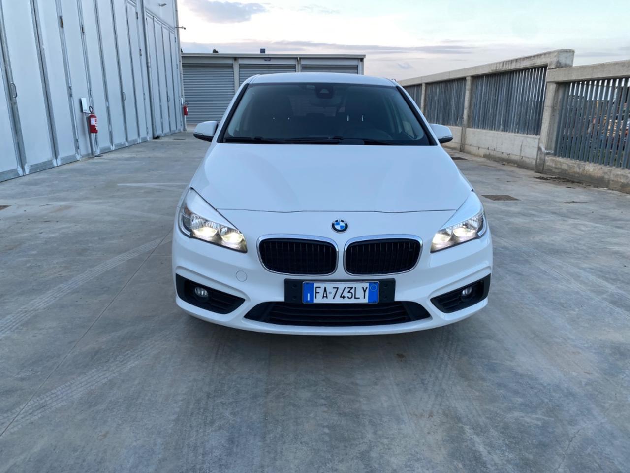 Bmw 2er Active Tourer 214d Avangarde