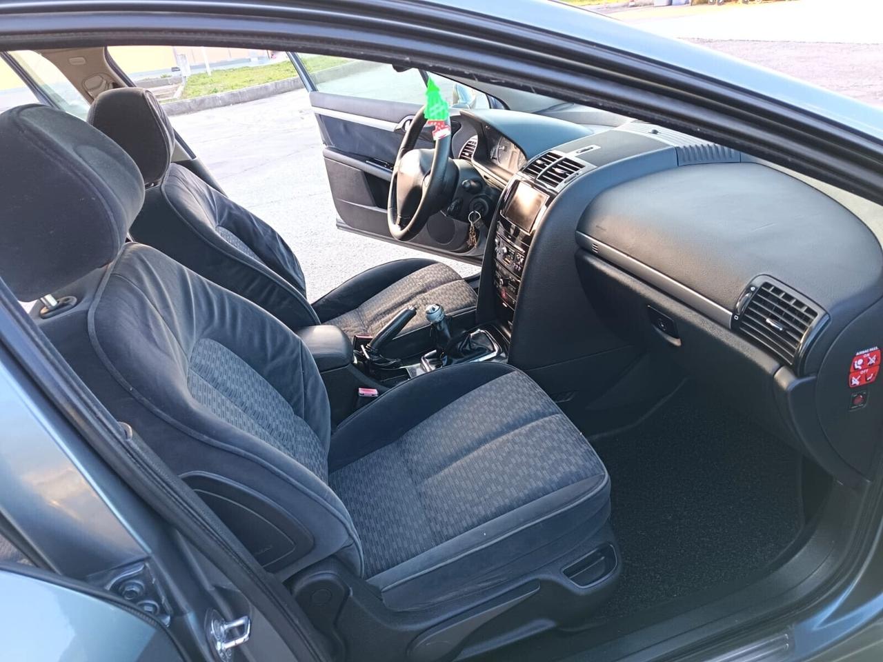 Peugeot 407 1.6 HDi SW Ciel Tecno TETTO NAVI TEL CRUIS SENSORI NEOPATENTATI