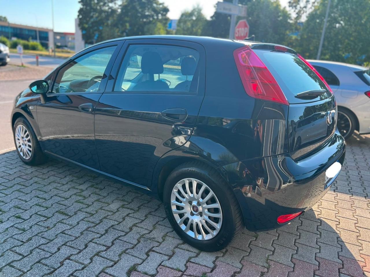 Fiat Punto 1.3 MJT II S&S 95 CV 5 porte Street ok neopatentati