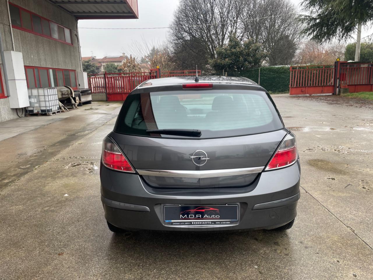 Opel Astra 1.7 CDTI 110CV 5 porte Cosmo neopatentati