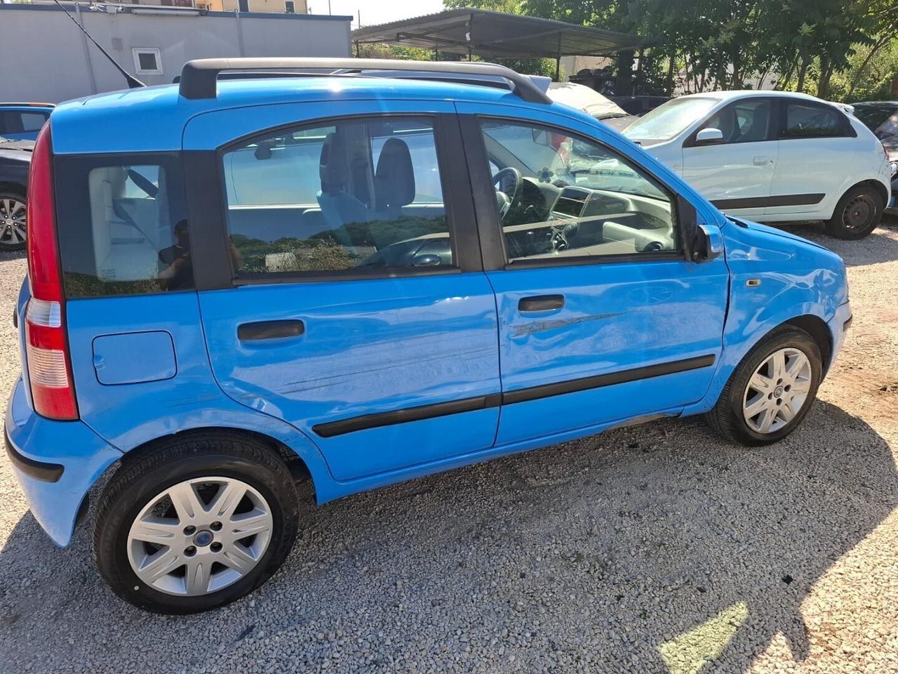 FIAT PANDA 1.2 BENZINA SINISTRATA MARCIANTE