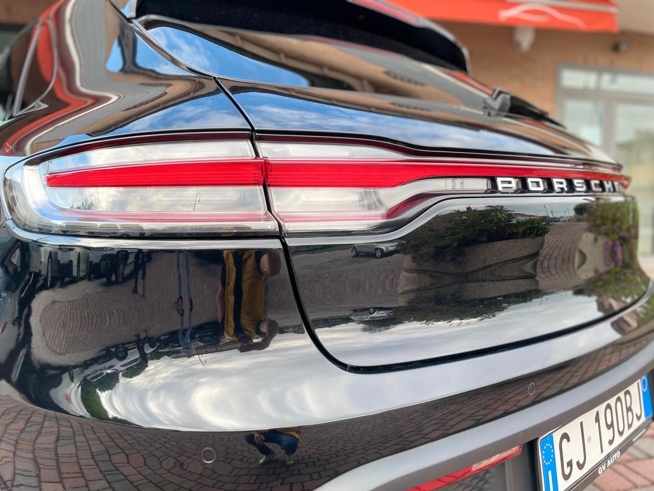 Porsche Macan 2.0 265CV
